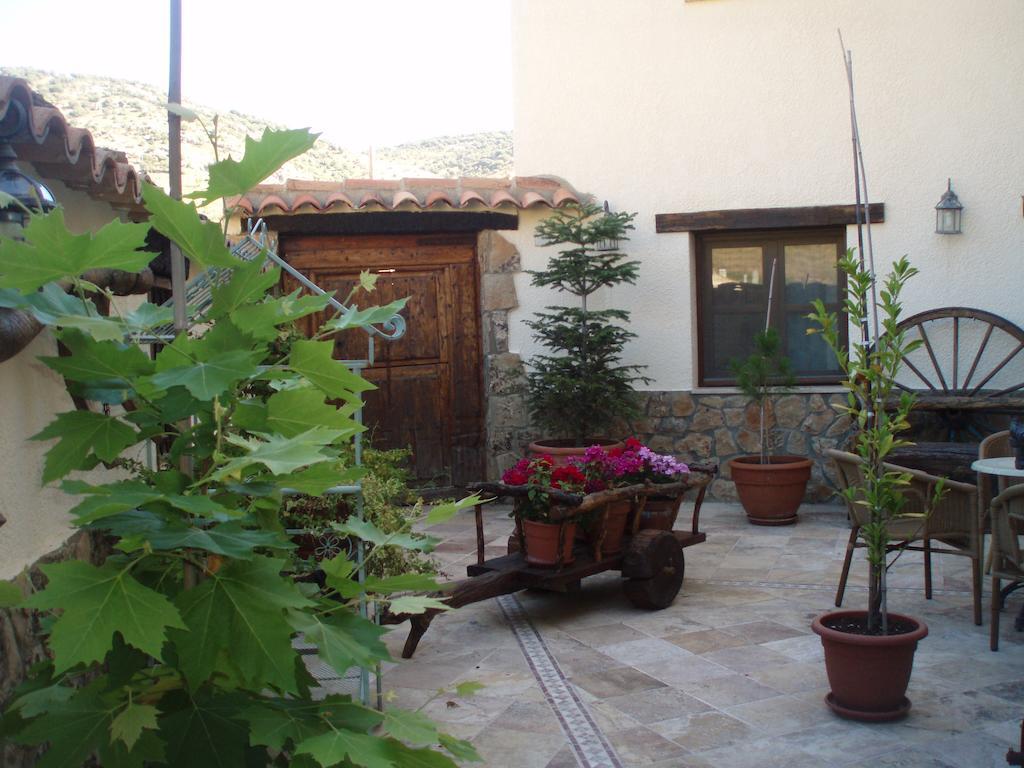 Apartamentos Rurales La Muralla II Canete  Exterior photo